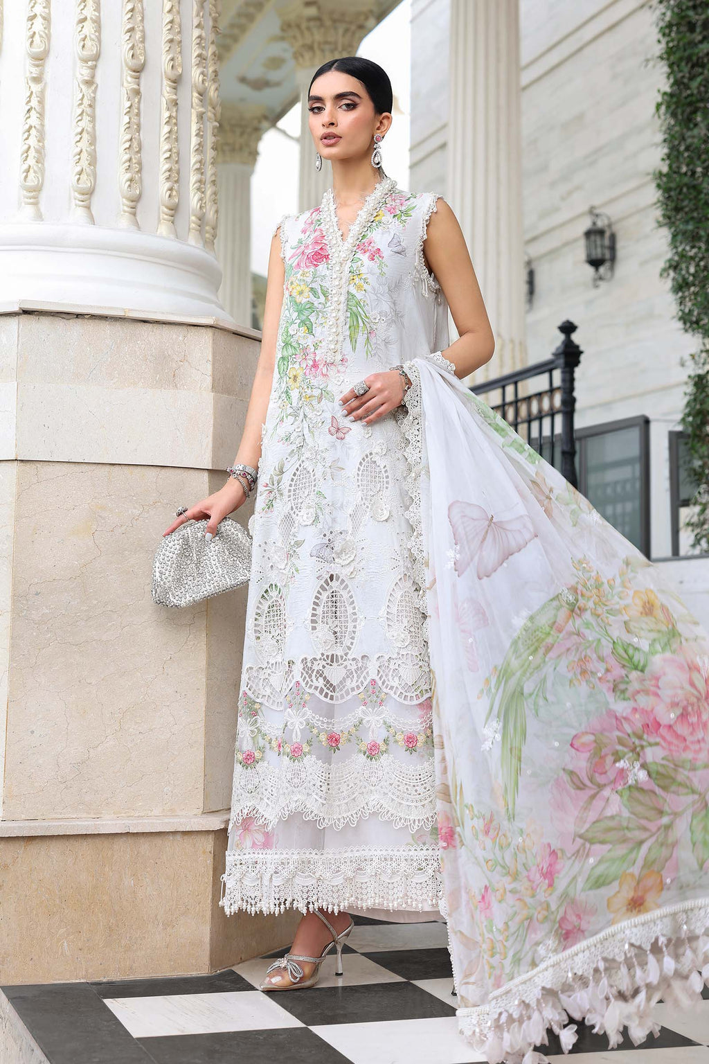 3 Piece Uns3 Piece Uns3 Piece Unstitched Embroidered Jacquard Lawn Suit