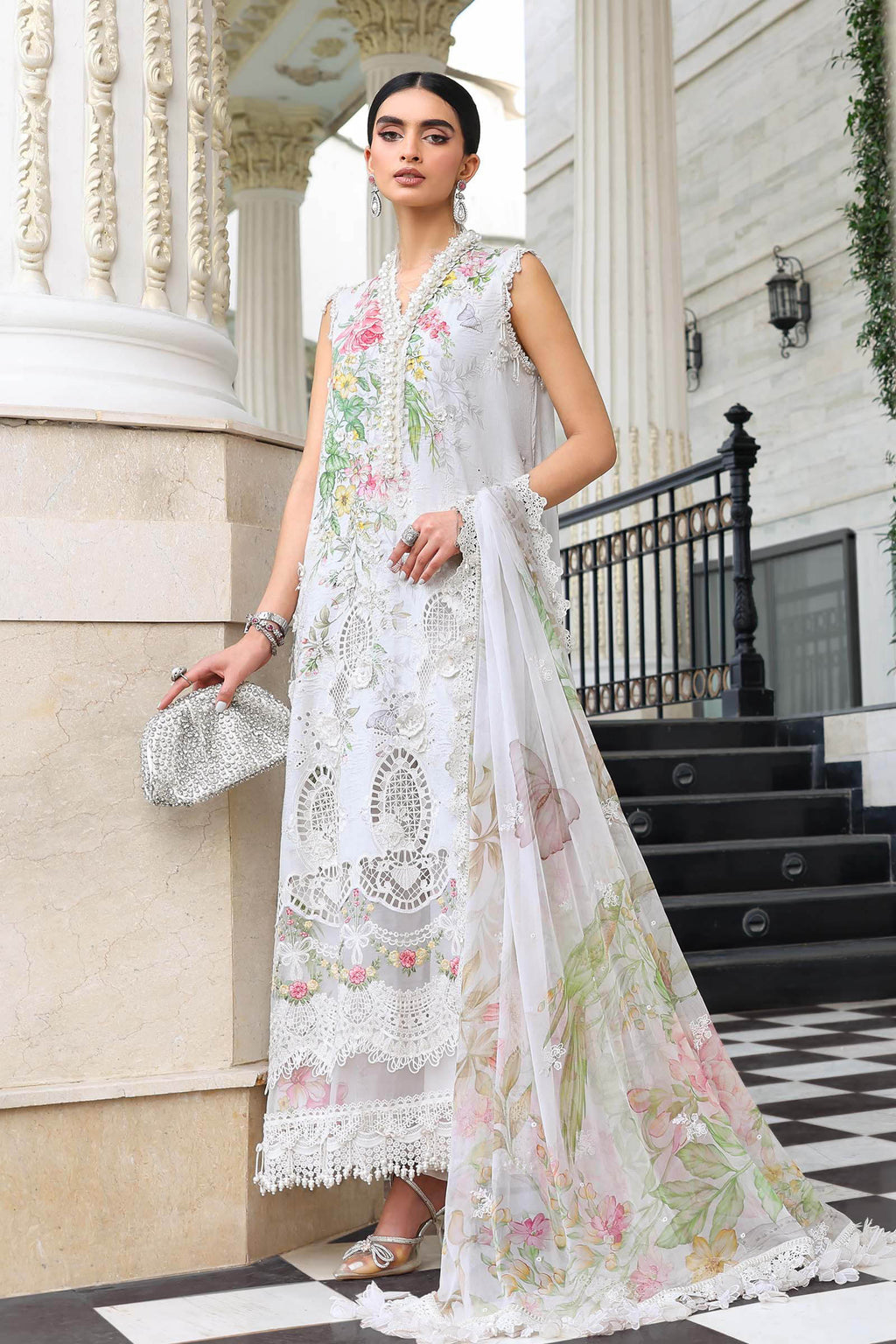 3 Piece Uns3 Piece Uns3 Piece Unstitched Embroidered Jacquard Lawn Suit