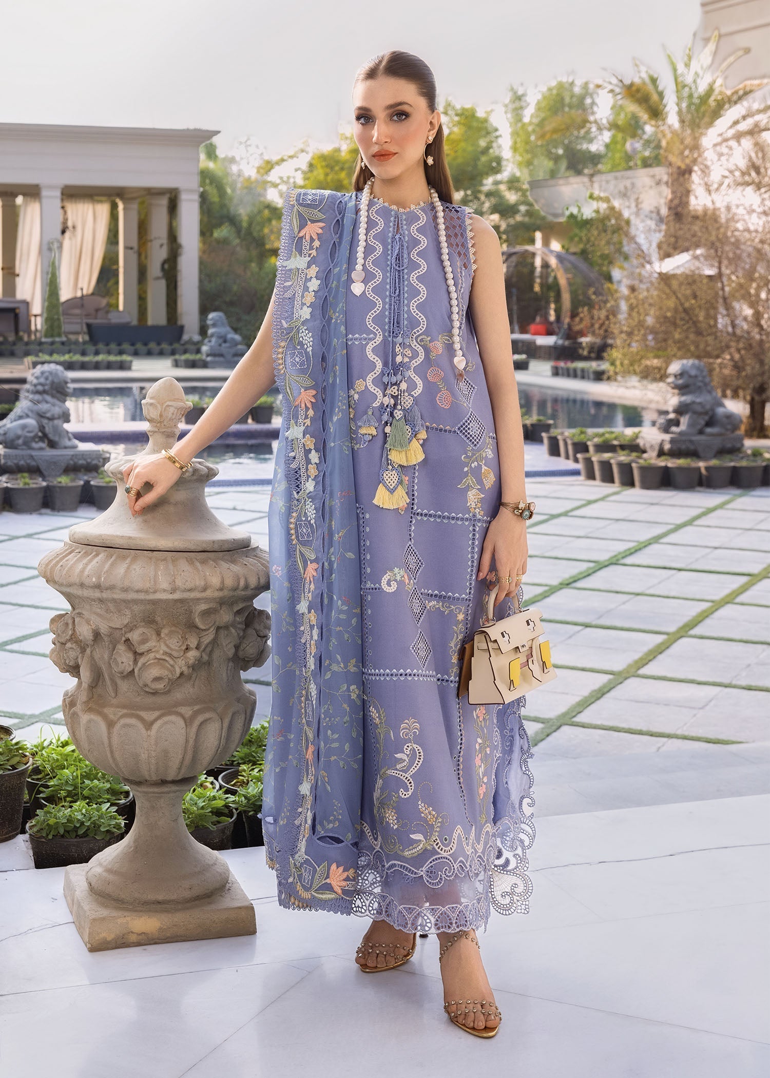FLORAL SERENITY-D1B