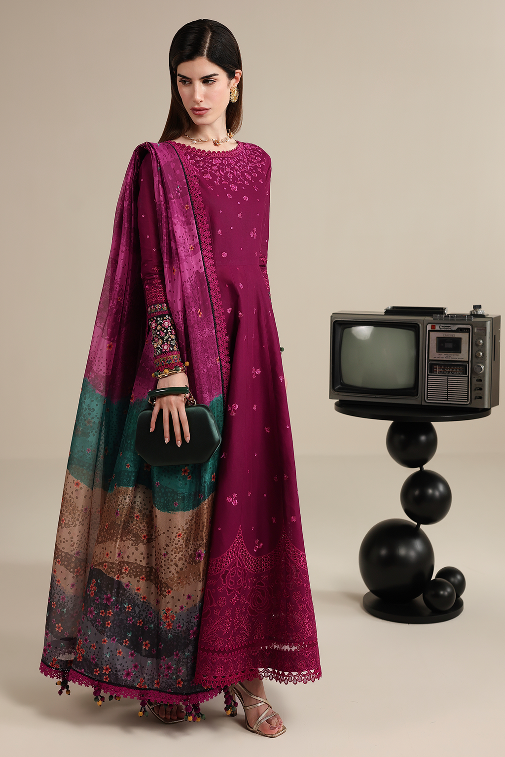 EMBROIDERED LAWN IL26-D02 JZ-IL26-D02-1-S | 3 PIECES
