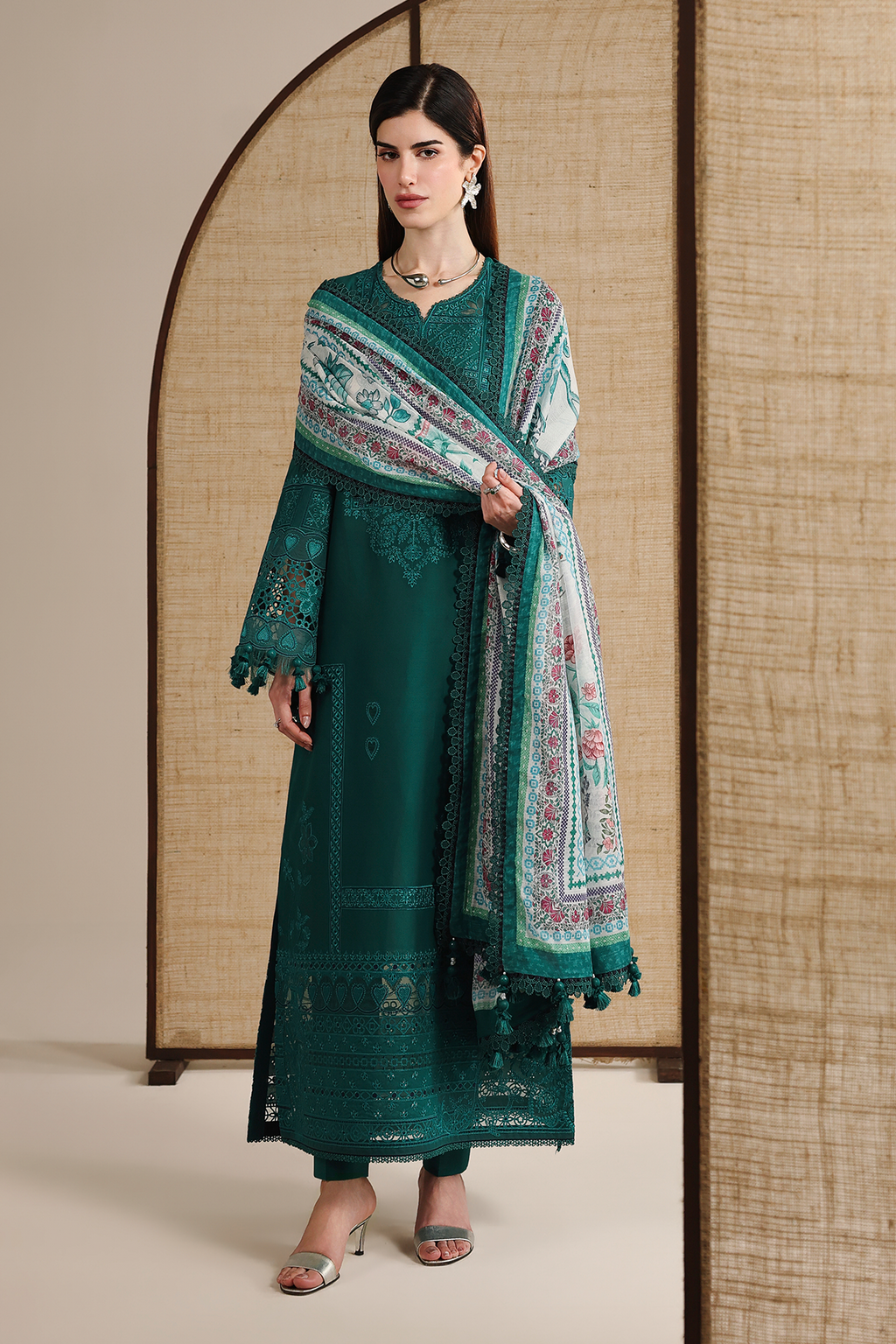 EMBROIDERED LAWN IL26-D03 JZ-IL26-D03-1-XS | 3 PIECES