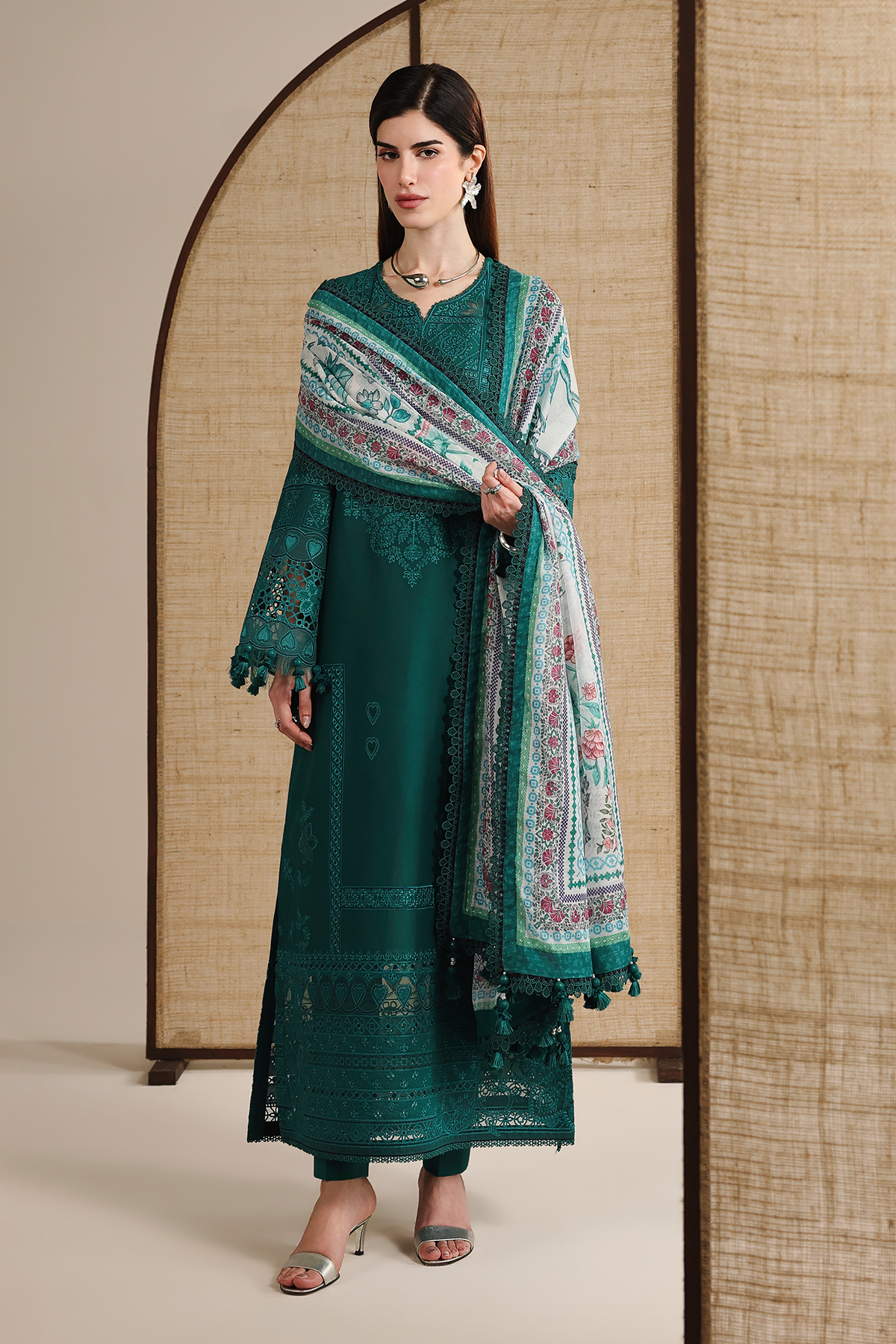 EMBROIDERED LAWN IL26-D03 JZ-IL26-D03-1-XS | 3 PIECES
