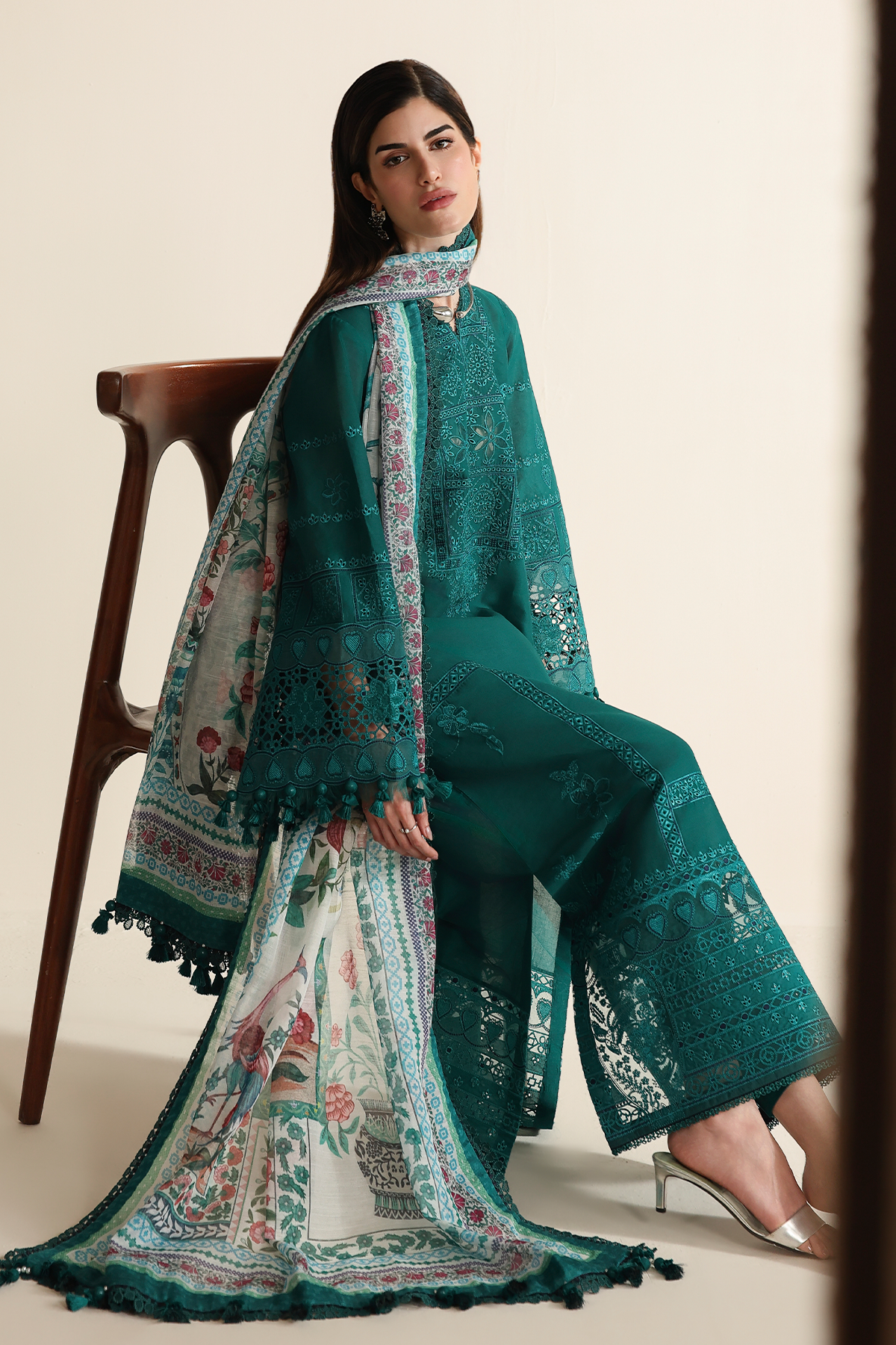 EMBROIDERED LAWN IL26-D03 JZ-IL26-D03-1-XS | 3 PIECES
