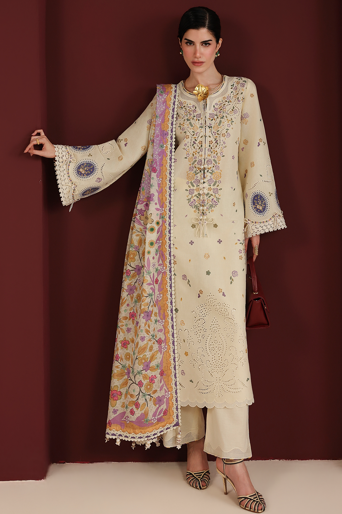 EMBROIDERED LAWN IL26-D01 JZ-IL26-D01-1-XS | 3 PIECES