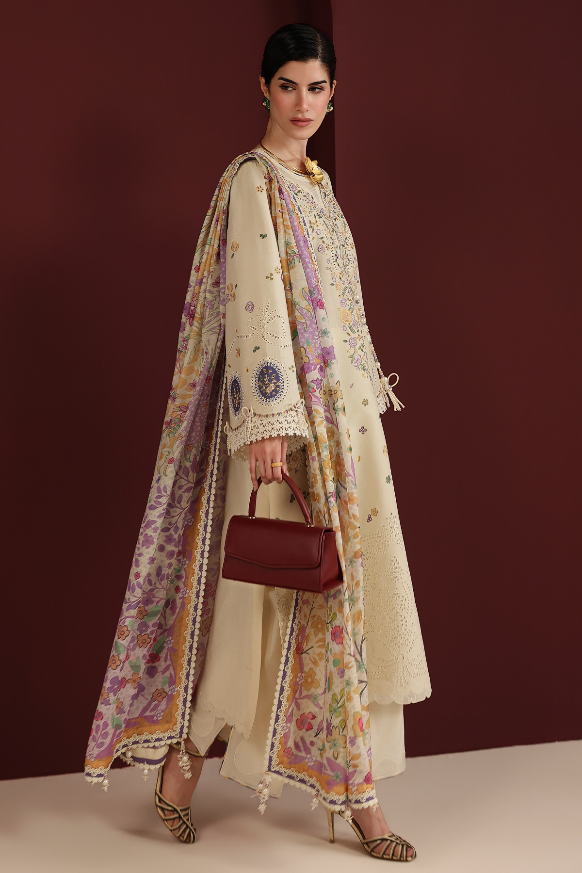 EMBROIDERED LAWN IL26-D01 JZ-IL26-D01-1-XS | 3 PIECES